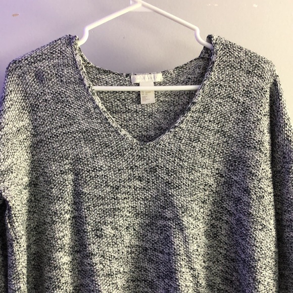 H&M gray sweater - Picture 2 of 4